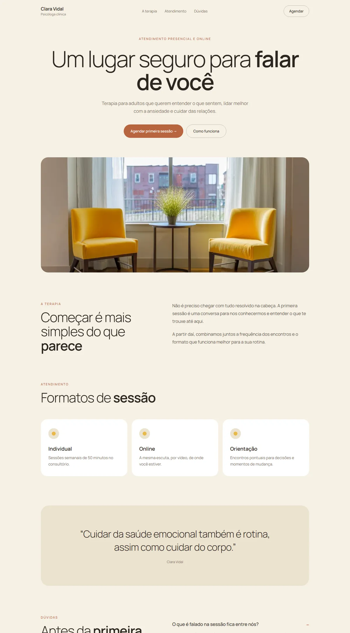 Página inicial do site Clara Vidal no computador